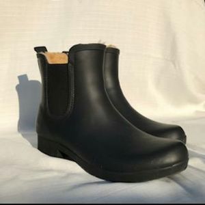 Women's waterproof boots